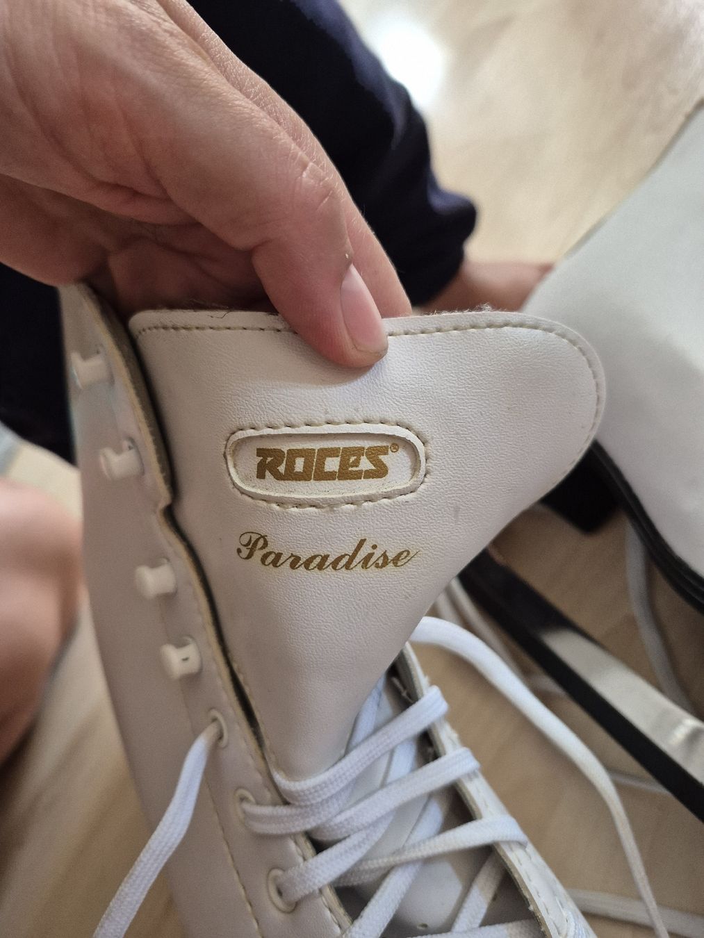 Pattini da ghiaccio: Schlittschuhe grösse 39 – Usato da Buttisholz venduto da sil_89fs 2