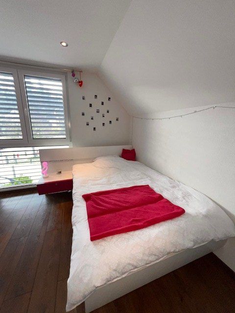 Schränke: Kleiderschrank, Kommode, Bett, Schreibtisch – Gebraucht aus Giebenach von florko01 3
