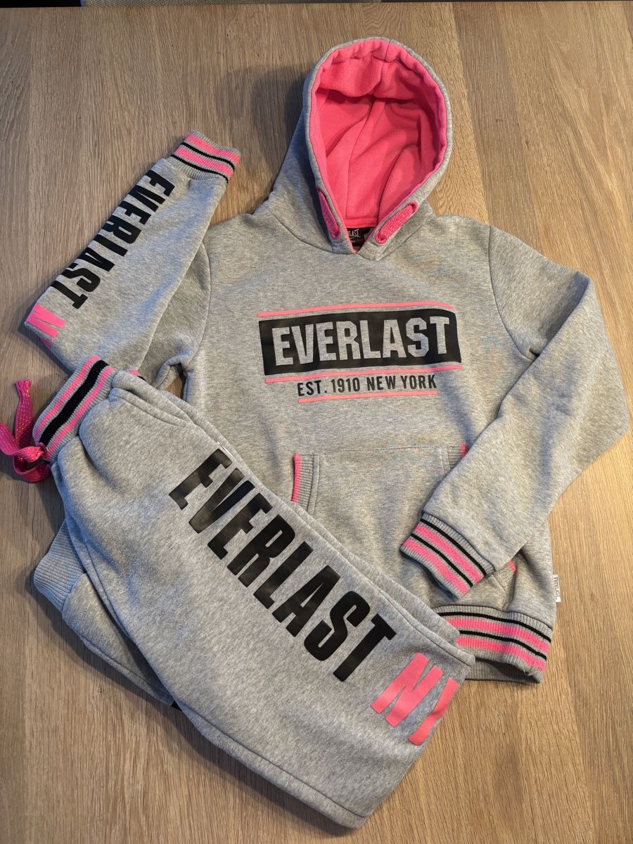 Lotti & Set di vestiti: Ensemble training sweat & pantalon Everlast 13Yrs – Usato da Pully venduto da Fictikalli