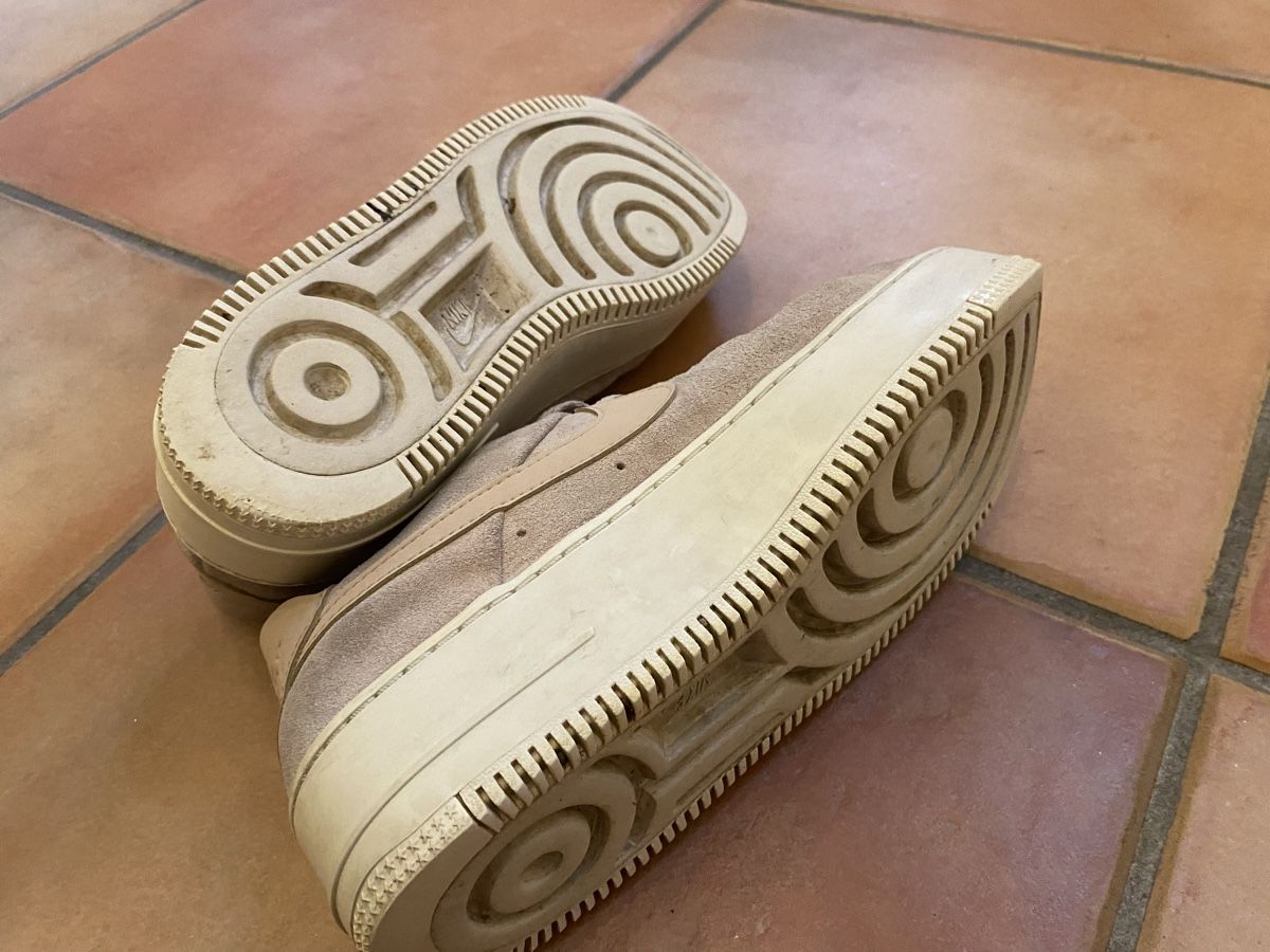 Nike Schuhe für Mädchen: Nike Airfoce, rosa, Gr. 37.5 – Gebraucht aus Dornach von Dlimi 4