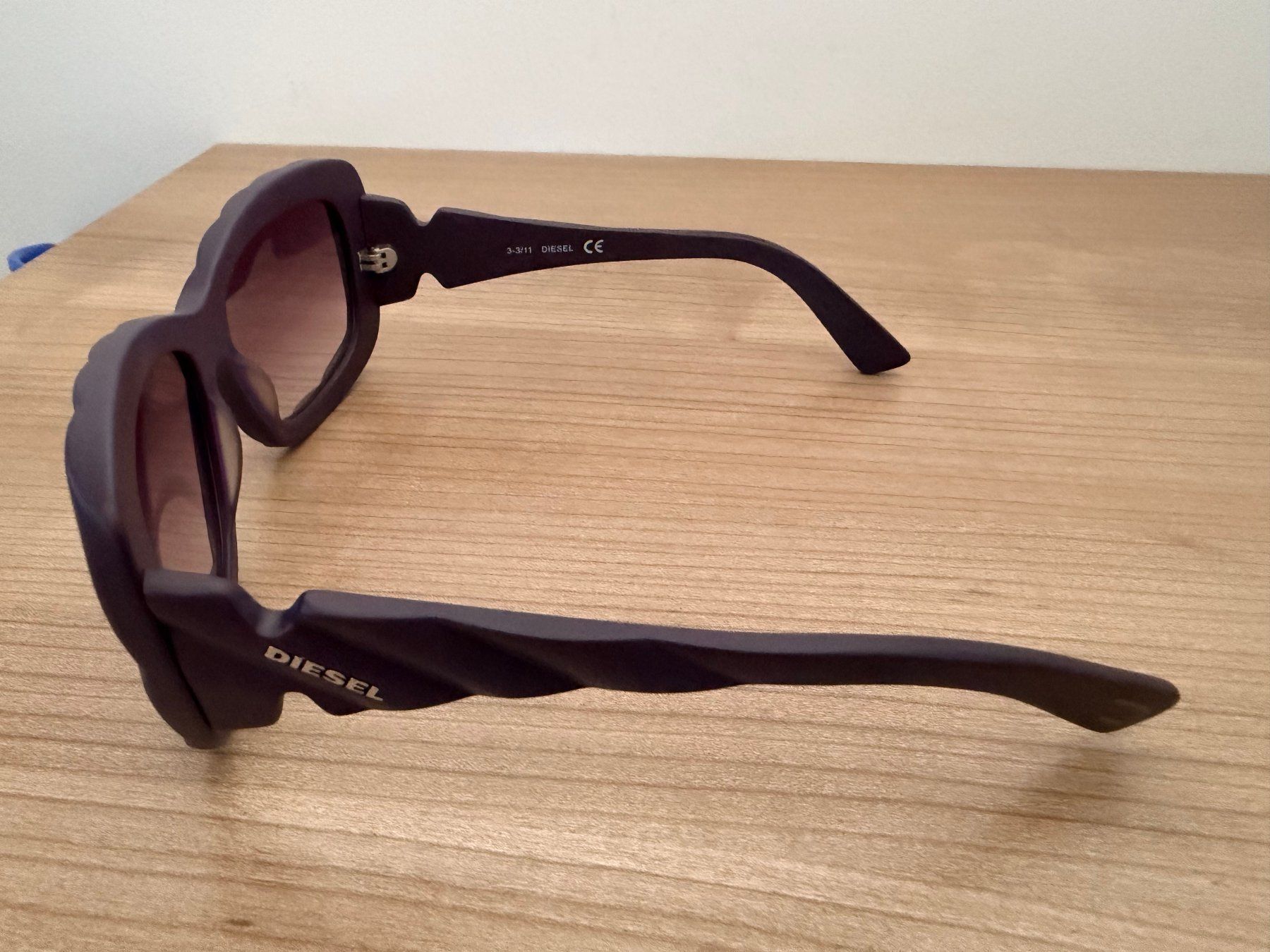 Diesel Occhiali & Lenti: Sonnenbrille von Diesel – Usato da Zollikofen venduto da Maria_verena 1