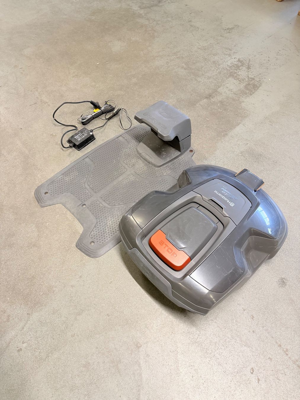 Husqvarna Rasenmäher: Husqvarna Automower 315 – Gebraucht aus Lenzburg von billistar 1