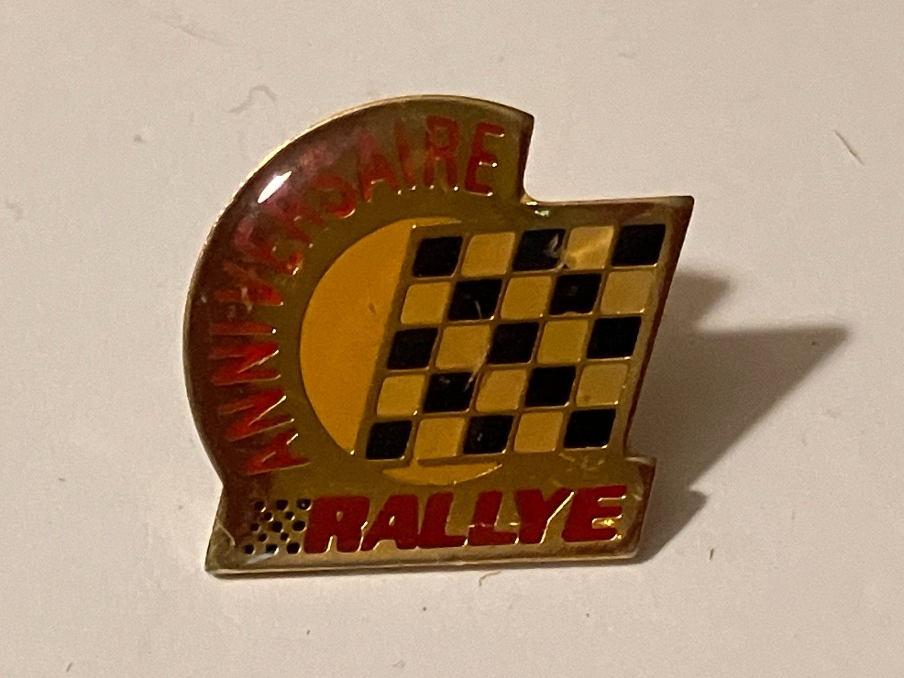 Plaquettes & Badges: 1 Pin Rallye Anniversaire – D'occasion à Basel par djwwpp