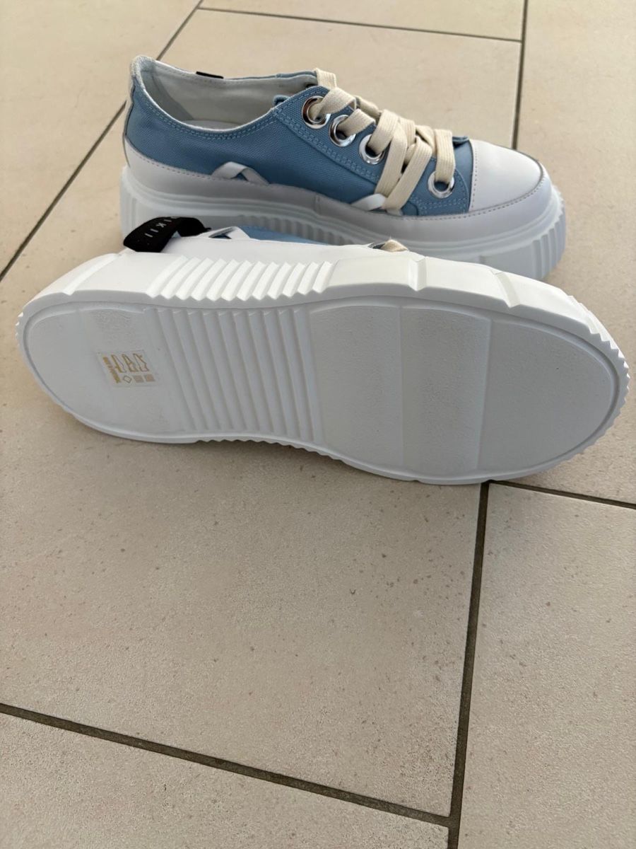 Inuikii Scarpe da donna: Matilda Canvas Inuikii – Nuovo (secondo la descrizione) da Waltenschwil venduto da LucaForfora 1