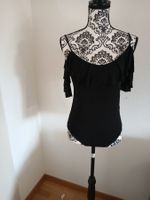 Schwarzer Body mit Carmen-Ausschnitt Grösse M
