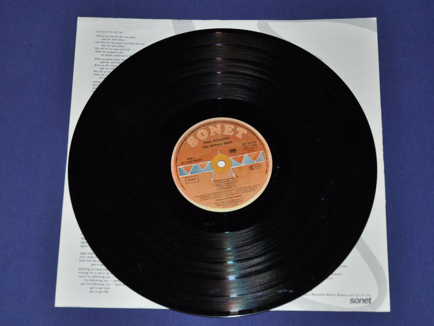 Vinyles: LP Paul Roberts - City Without Walls – D'occasion à Boll par Theodora15 4