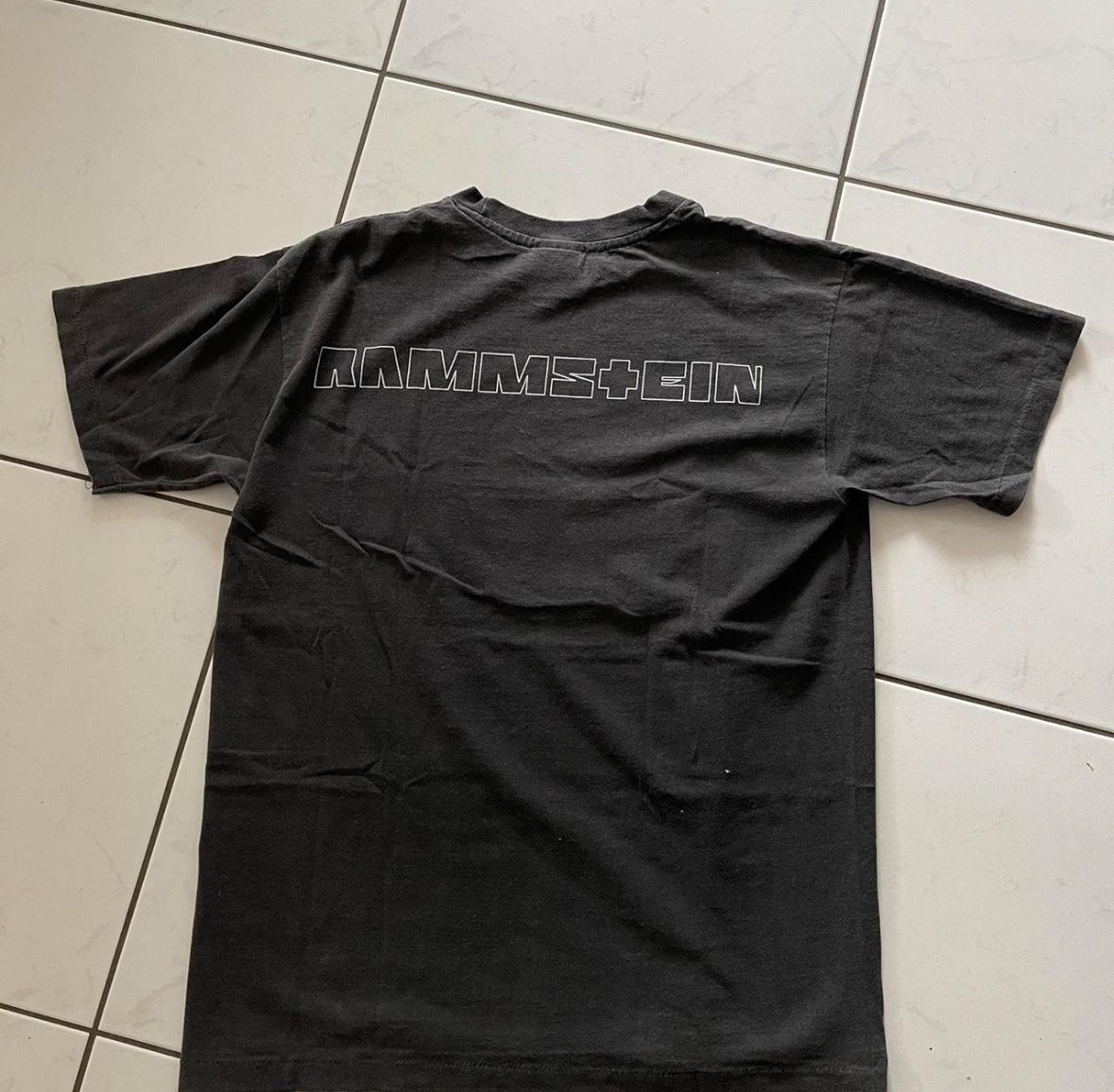 T-shirt: Vintage Rammstein Shirt – Usato da Nürensdorf venduto da gla_5tjl 3