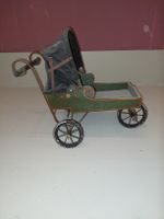 Puppenwagen alt grün mit Verdeck gebraucht