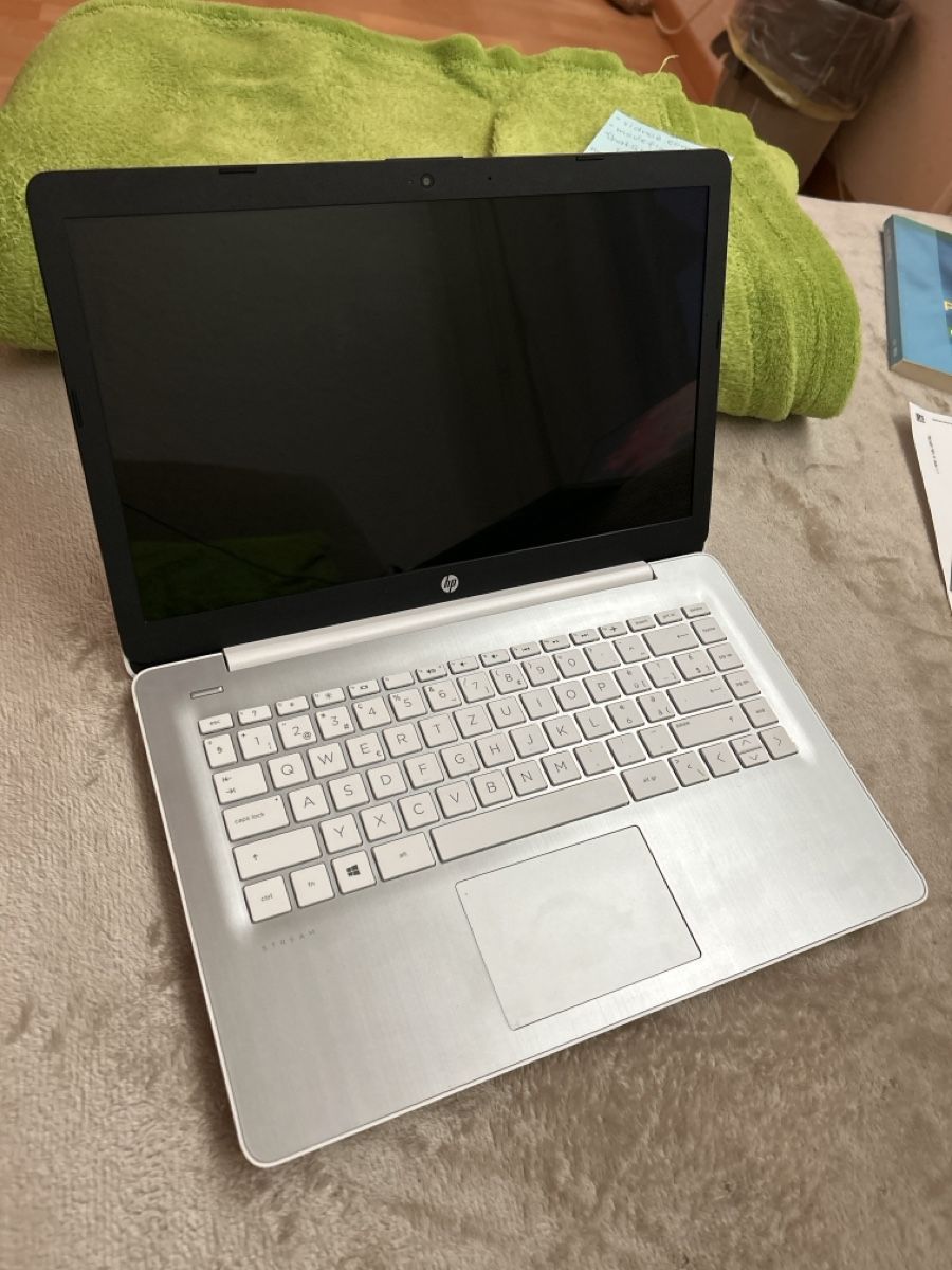 Hewlett Packard Notebook: HP Laptop inkl. Ladekabel – Usato da St. Gallen venduto da MoMaMu12