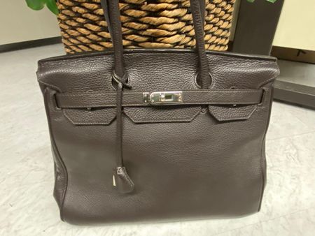 Handtasche Leder braun silberne Beschläge guter Zustand