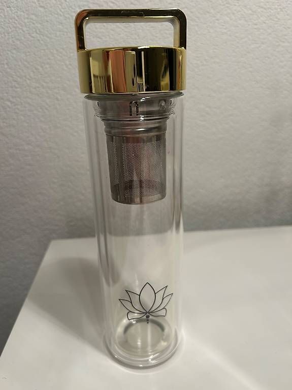 Borracce & Thermos: Teeflasche mit Sieb  – Usato da Solothurn venduto da mar_spc6 1