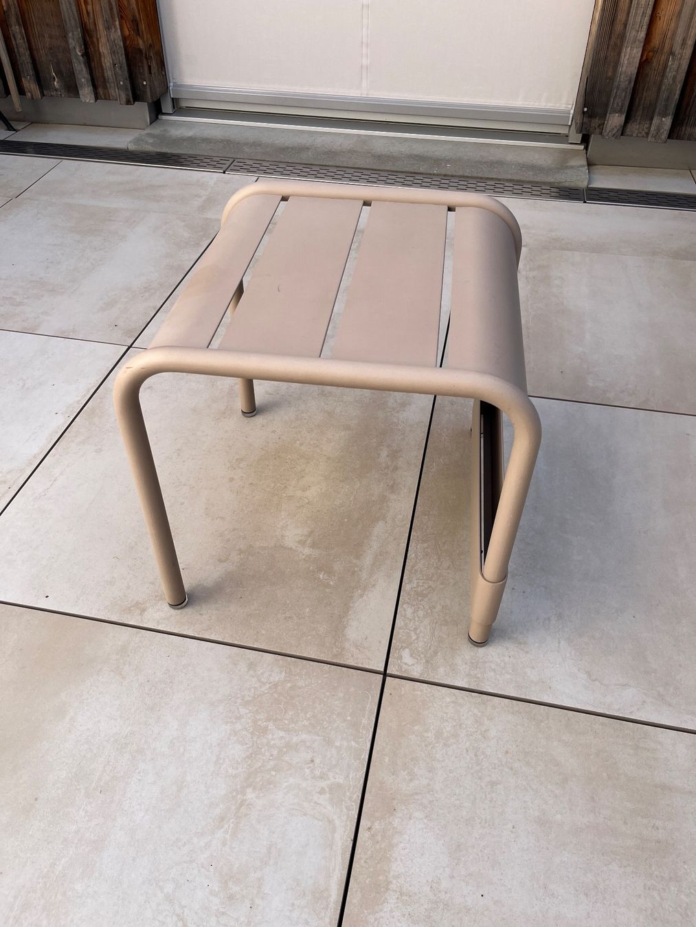 Fermob Tische: 1 Table basse  klein FERMOB Luxembourg – Gebraucht aus Altdorf UR von PeterBinder
