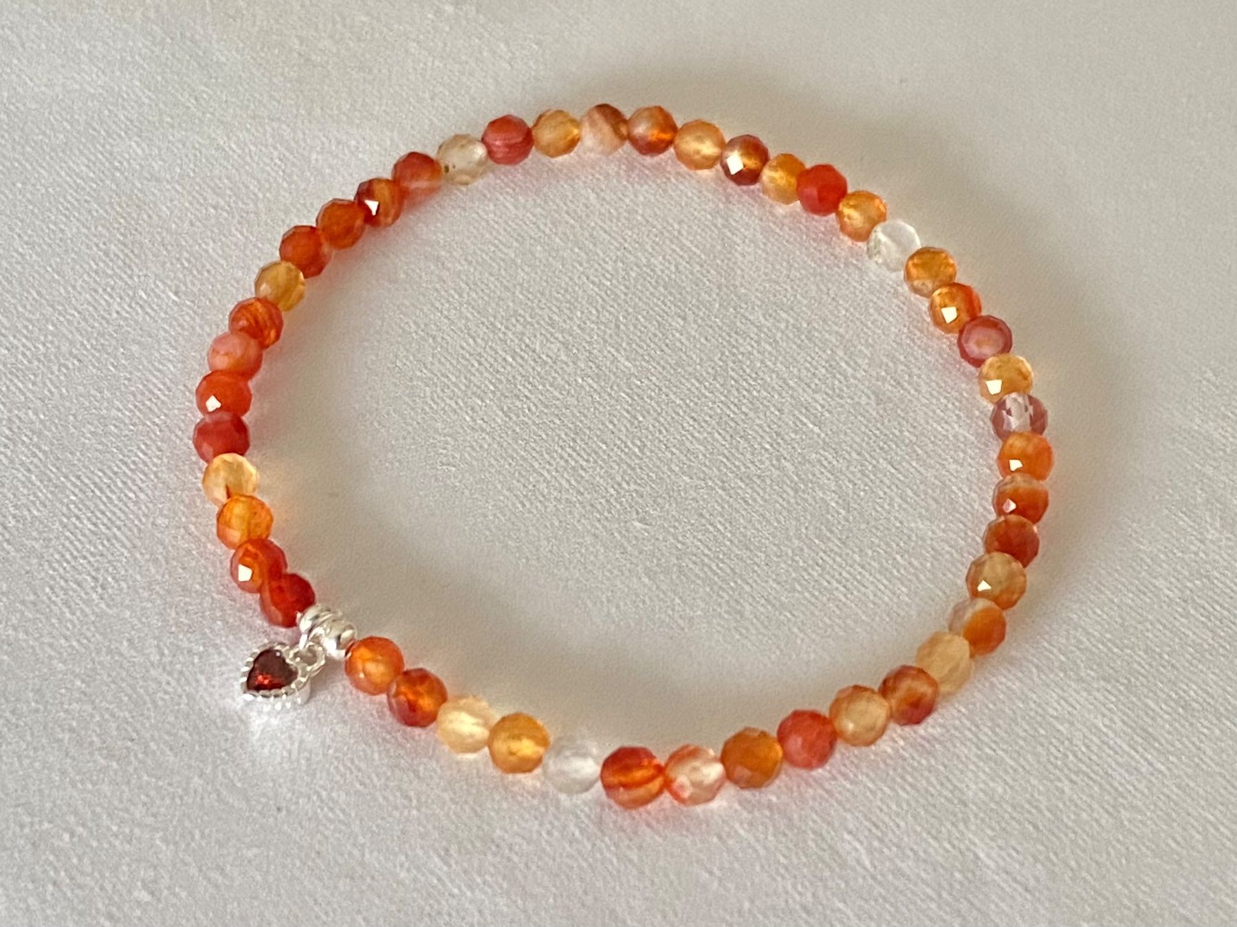 Bracciali & Braccialetti: Edelstein Armband Karneol mit Silber auf Mass – Nuovo e nell'imballaggio originale da Zuzwil SG venduto da Lemliskat 2
