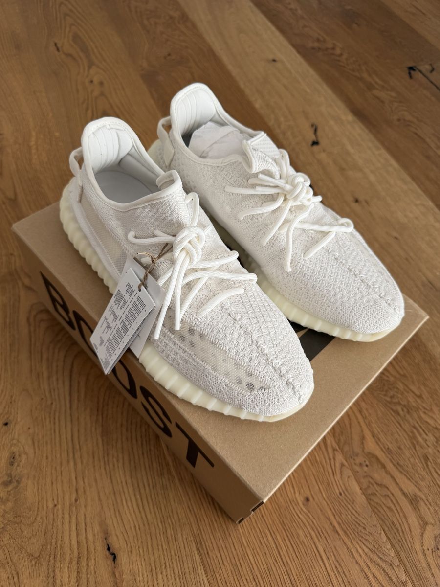 Adidas Chaussures hommes: Adidaz Yeezy Boost 350 V2 Bone  – Neuf avec emballage d'origine à Weiningen TG par marceeo