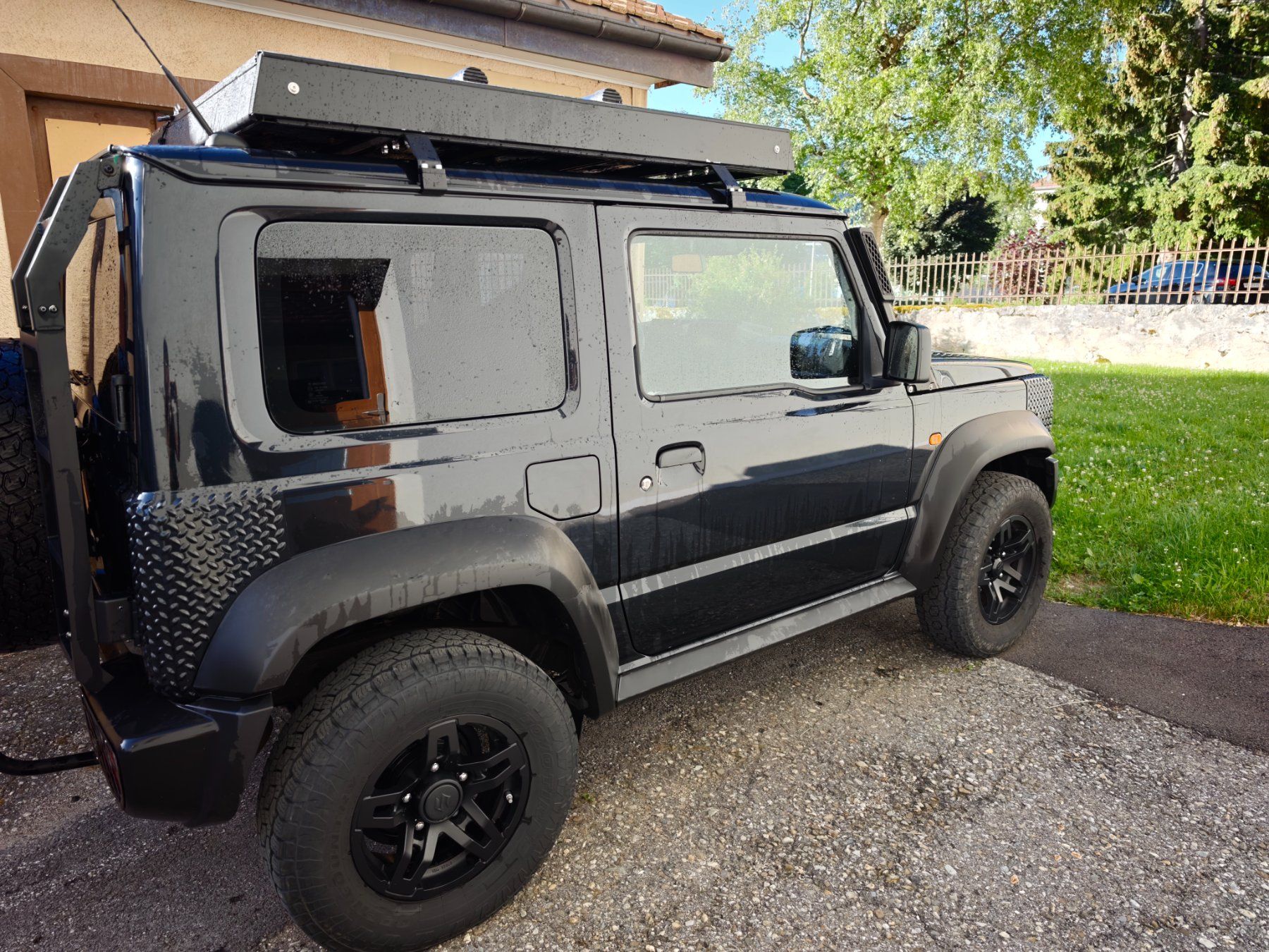 Suzuki Automobili: SUZUKI JIMNY ALLGRIP 1,5 – Usato da Le Sentier venduto da lau_2pxp 4