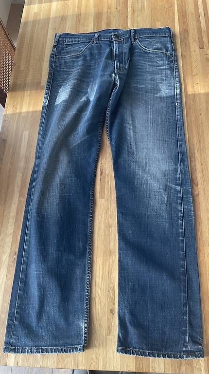 Jeans: Jeans Levis homme  – Usato da Troinex venduto da nadinebmichaelson 2
