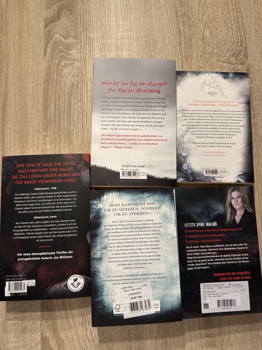 Livres: Bücherpaket Thriller ✨ – D'occasion à Liestal par Jessivanaxx_ 1