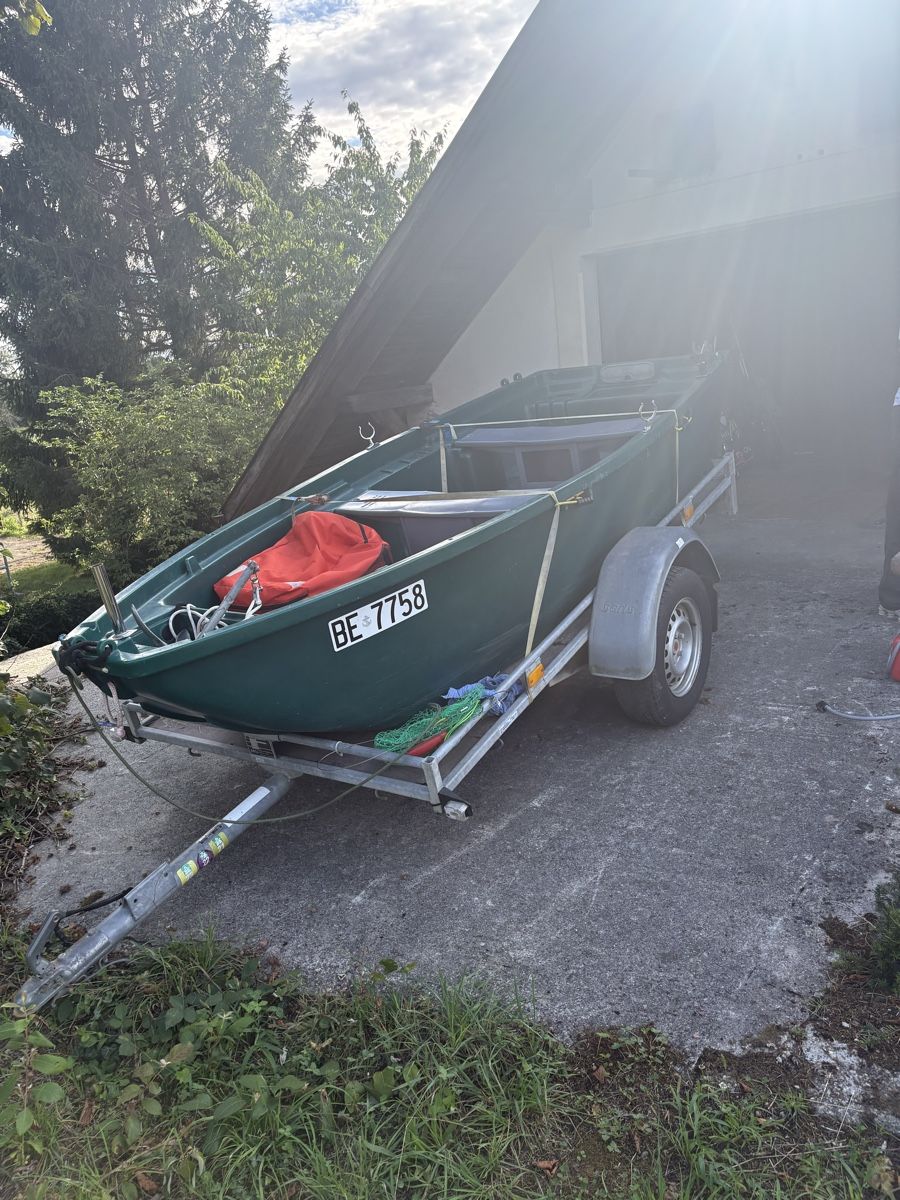 Bateaux: Motorboot – D'occasion à Wangen an der Aare par Nicu0520