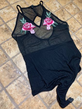 Body nero con ricami floreali tgM/L-chic e sexy
