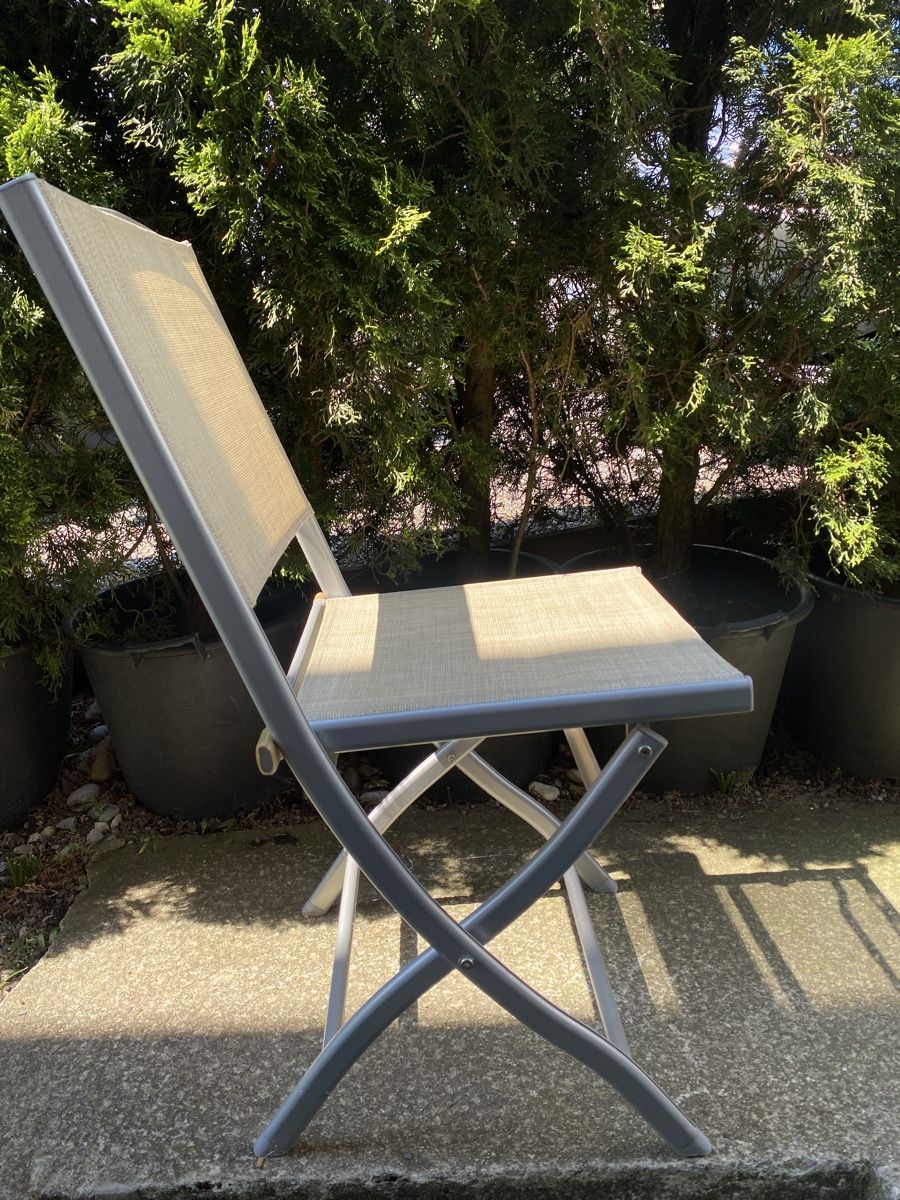 Chaises: Garten Klappstuhl – D'occasion à Seewen SZ par shaky01 2