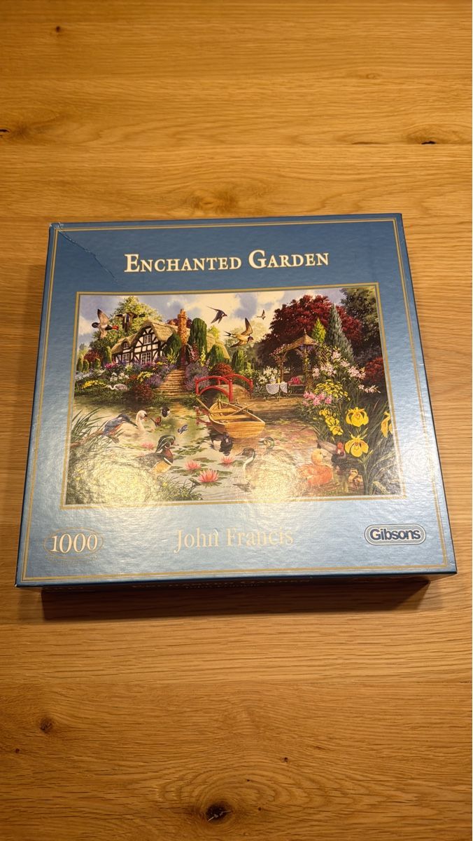 Puzzle: Wunderschönes Puzzle - Enchanted Garden, Vollständig! – Usato da Seedorf BE venduto da isa.wittwer