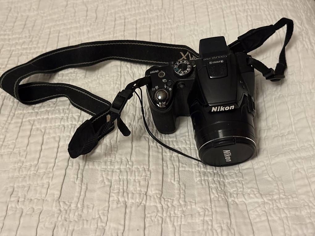 Fotocamera: Appareil photo  – Usato da Genolier venduto da Aia 1
