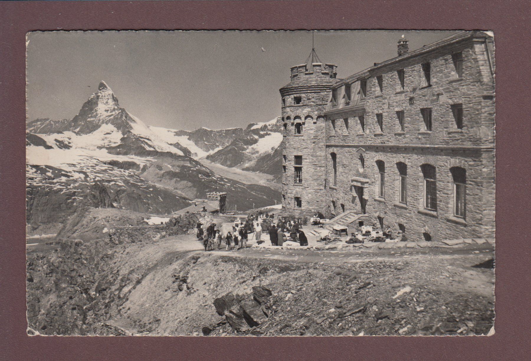 Cartoline postali: GORNERGRAT - Kulm-Hotel - Matterhorn - 1947 – Usato da Pully venduto da nicecards