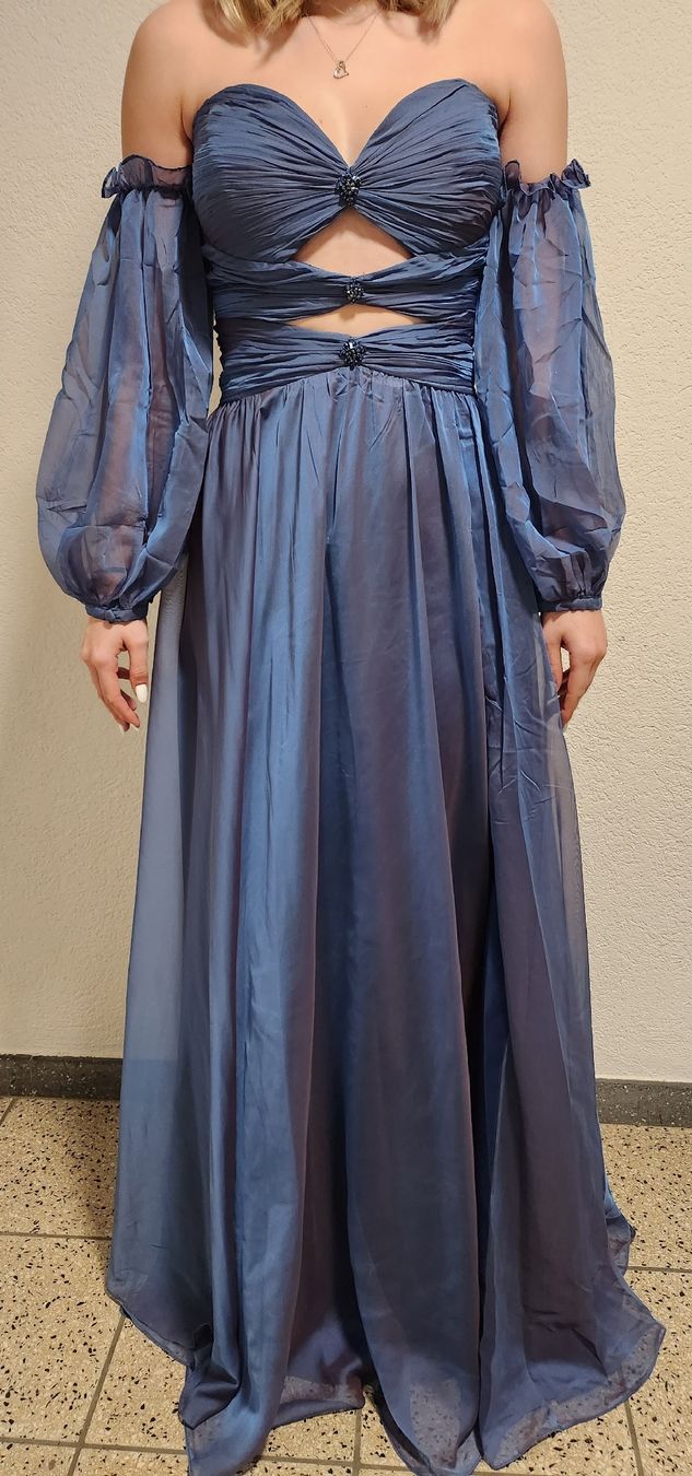 Vestiti: Ballkleid – Nuovo (secondo la descrizione) da Uster venduto da VMT. 2