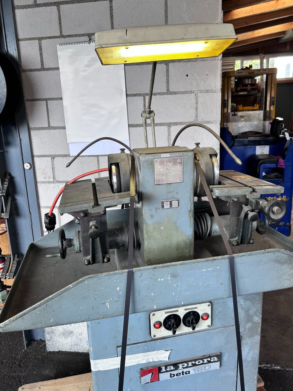 Alle Maschinen: Stähleschleifmaschine – Gebraucht aus Münchenstein von fransch 1