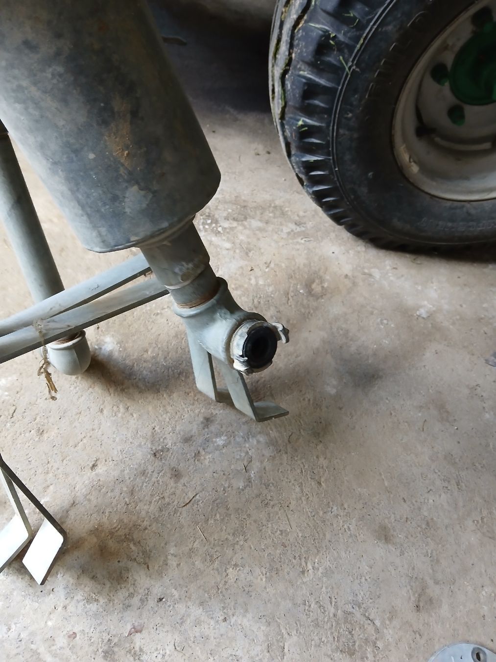 Accessori per Piscine: Wasserfilter mit Siebeinsatz – Usato da Maur venduto da dav_l2x8 2