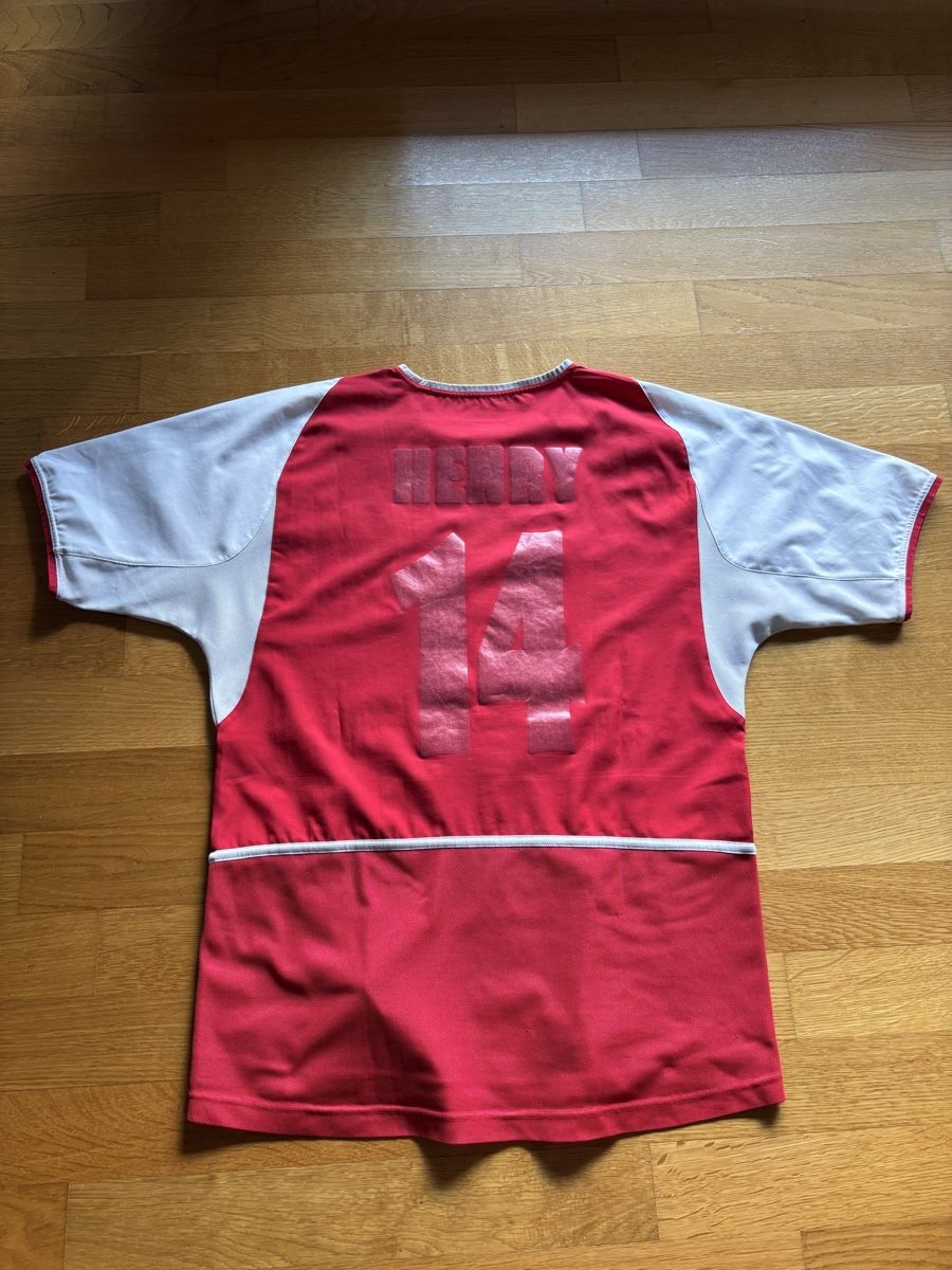 Nike Leibchen & Hosen: Arsenal Trikot Saison 03/04 – Gebraucht aus Winterthur von Domihofmann 1