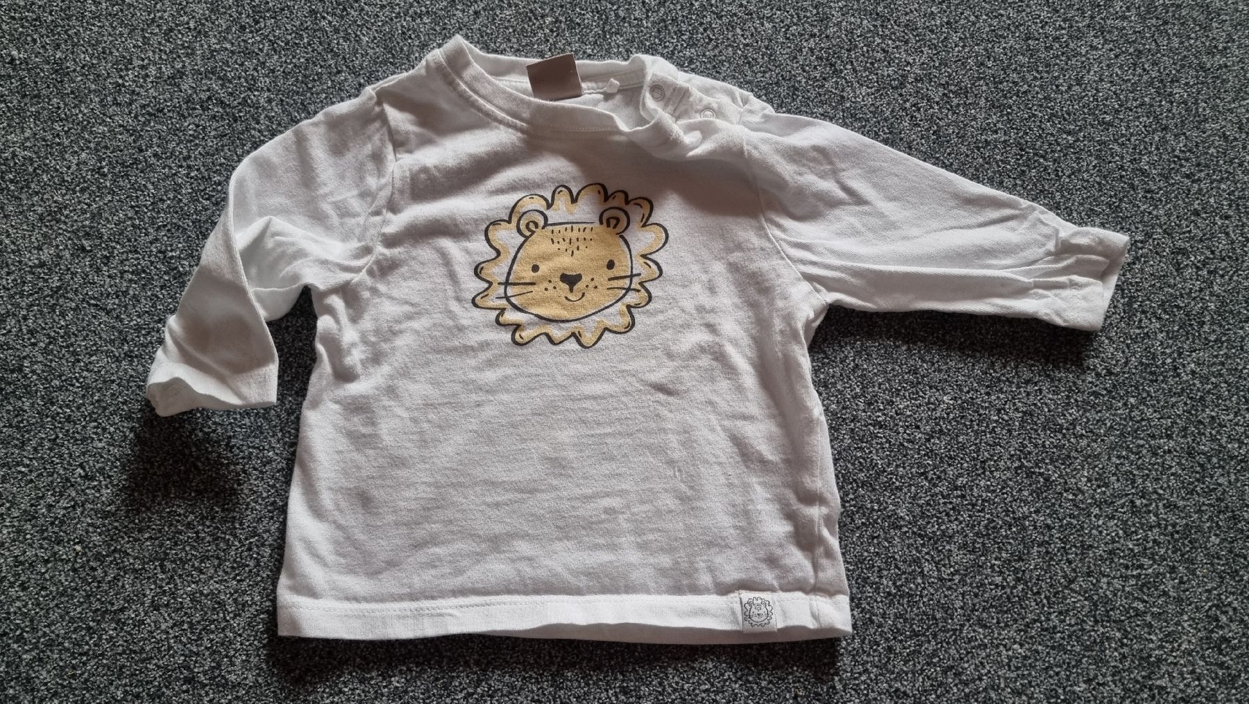 Maglioni & Felpe: Pull 62-68 Lion – Usato da Les Breuleux venduto da Mily1991