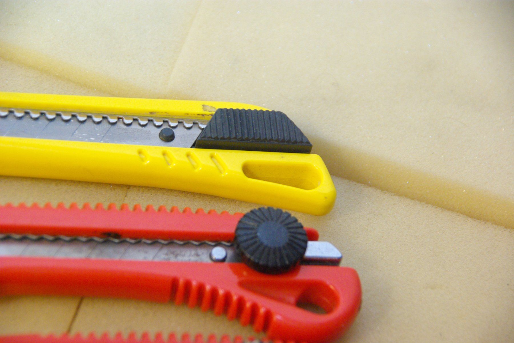 Alle Werkzeuge: 3x Kutter / Cutter kunststoff – Gebraucht aus Herisau von Cevianer1844 2