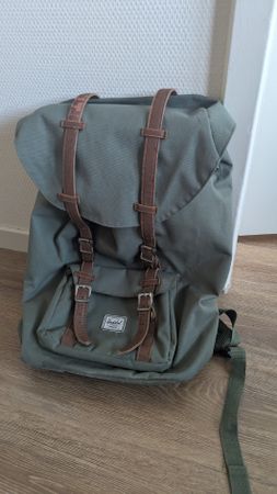 Herschel Rucksack Olivgrün