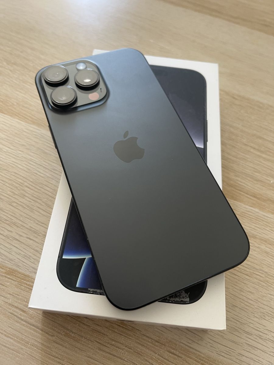 Apple Telefoni cellulari / Smartphones: IPhone 16 pro Max 256gb Akku 100% – Usato da Biel/Bienne venduto da ham_wf9n 1