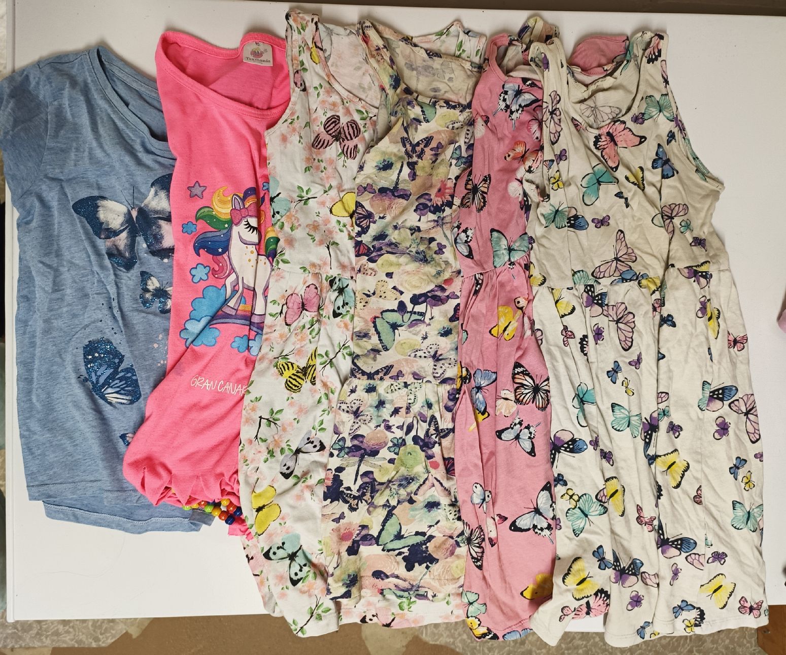 Lotti & Set di vestiti: Kleiderpaket Mädchen 134/140 – Usato da Staffelbach venduto da smarties_fun 2
