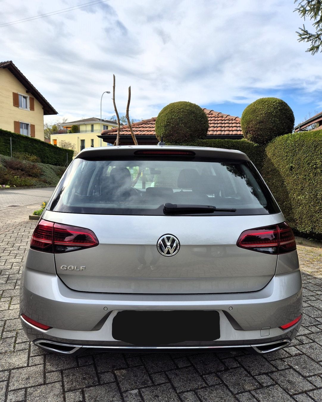 VW Automobili: VW Golf 1.5 TSI EVO Highline DSG – Usato da Rotkreuz venduto da svb1424 3