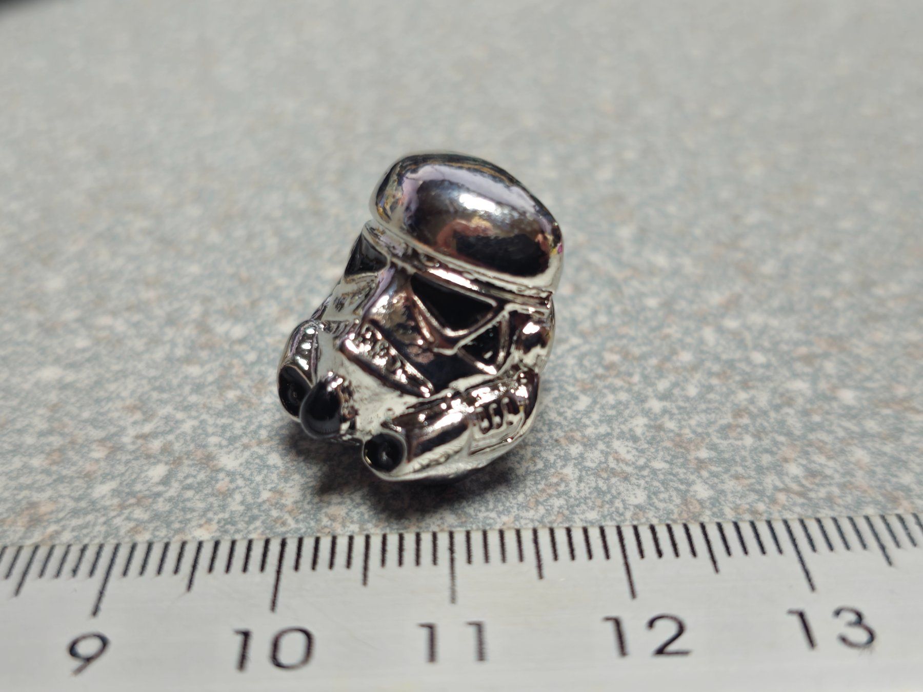 Placchette & Badge: PIN PINS Star Wars Stormtrooper chrom – Usato da Gränichen venduto da Jumbo77 1