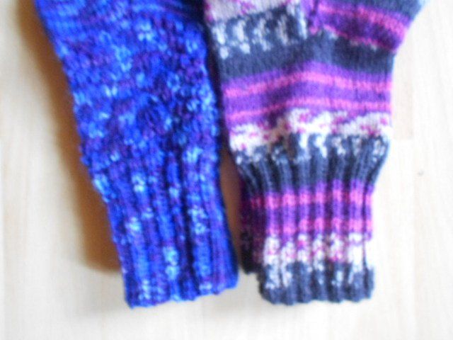 Calze: 2 Paar Wollsocken Handgestrickt Gr 35/36 – Nuovo (secondo la descrizione) da Flühli LU venduto da primula-47 2