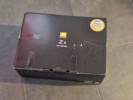 Nikon Z8 leere Box