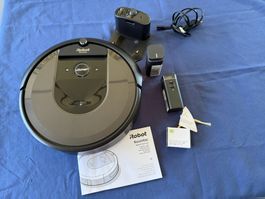 iRobot Roomba i7 mit Zubehör, neuwertig
