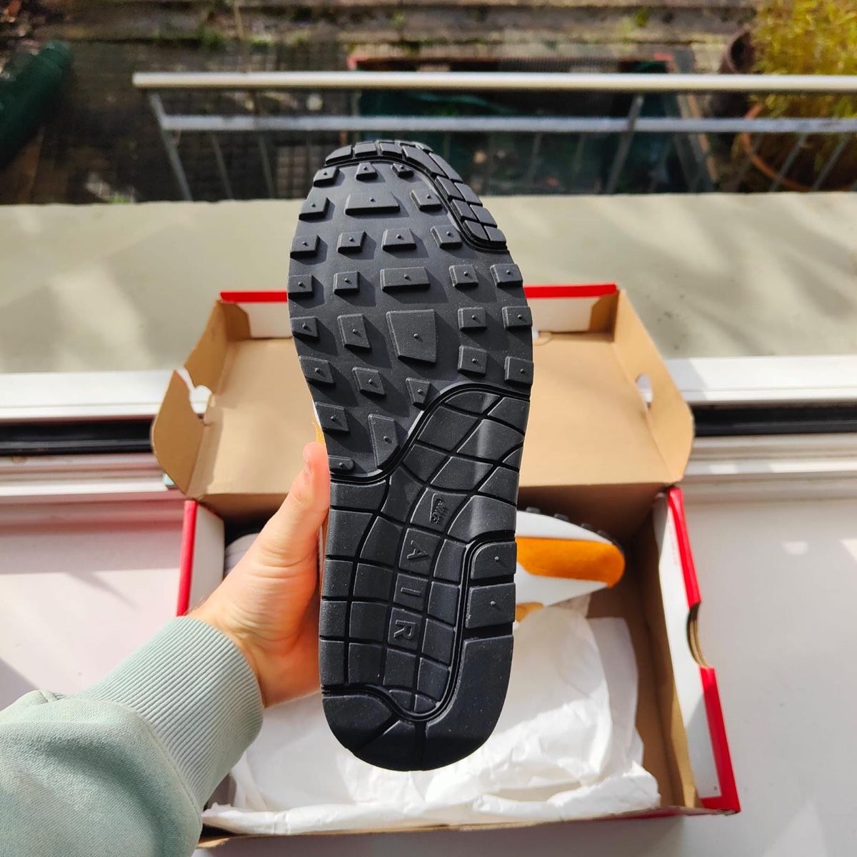 Nike Scarpe da uomo: Nike Air Max 1 Curry EU 42 – Nuovo e nell'imballaggio originale da Dübendorf venduto da Sneaker_Seller 2