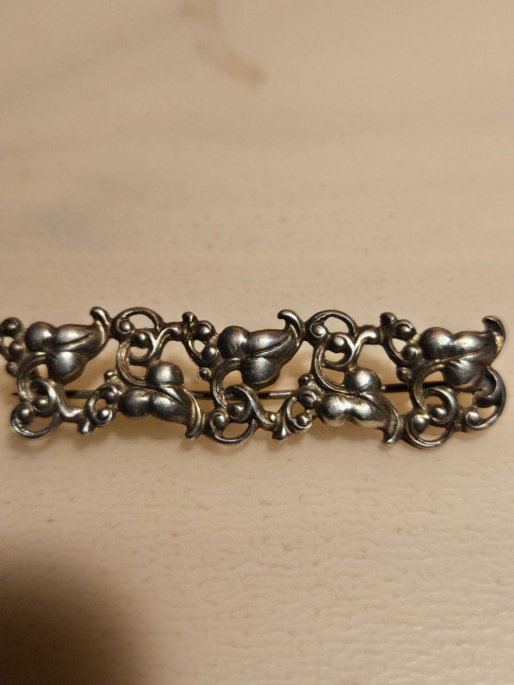 Broches & Aiguilles: Brosche. antik Silber 800 – D'occasion à Flamatt par 22oderso 2