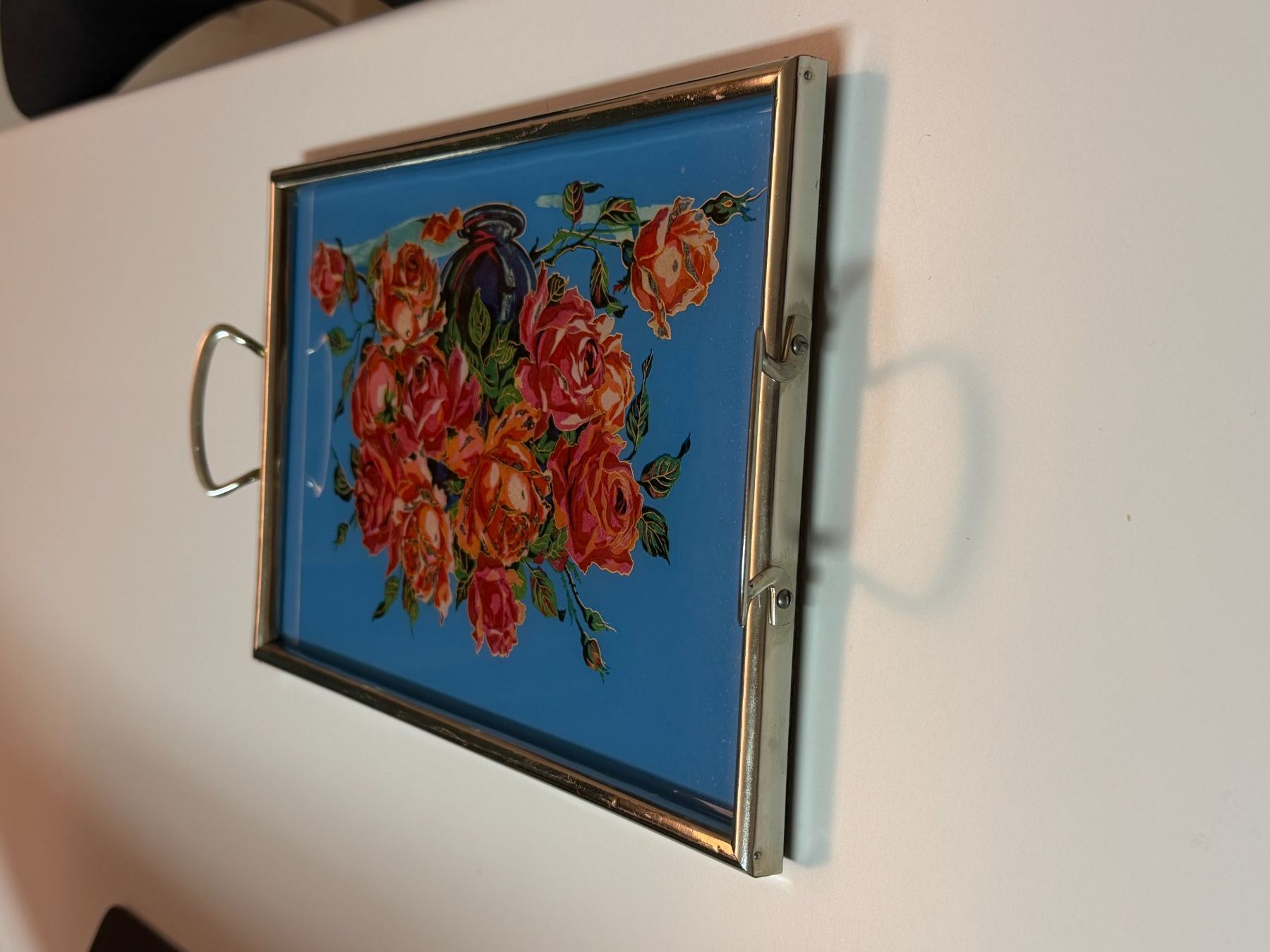 Piatti di portata: Vintage Serviertablett mit Rosenmotiv – Usato da Jenaz venduto da Sandrobordoli 1