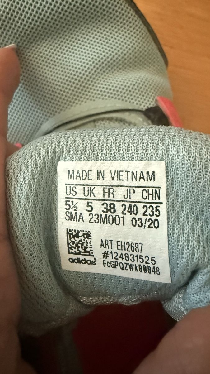 Adidas Scarpe da uomo: Adidas Terrex Wanderschuhe Boa Grösse 38  – Usato da St. Gallen venduto da SYu_1122 2