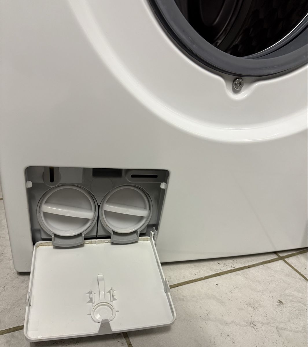 Miele Waschmaschinen: Miele Waschmaschine 8Kg A+++ – Neu (gemäss Beschreibung) aus Kilchberg ZH von Rei_9 3
