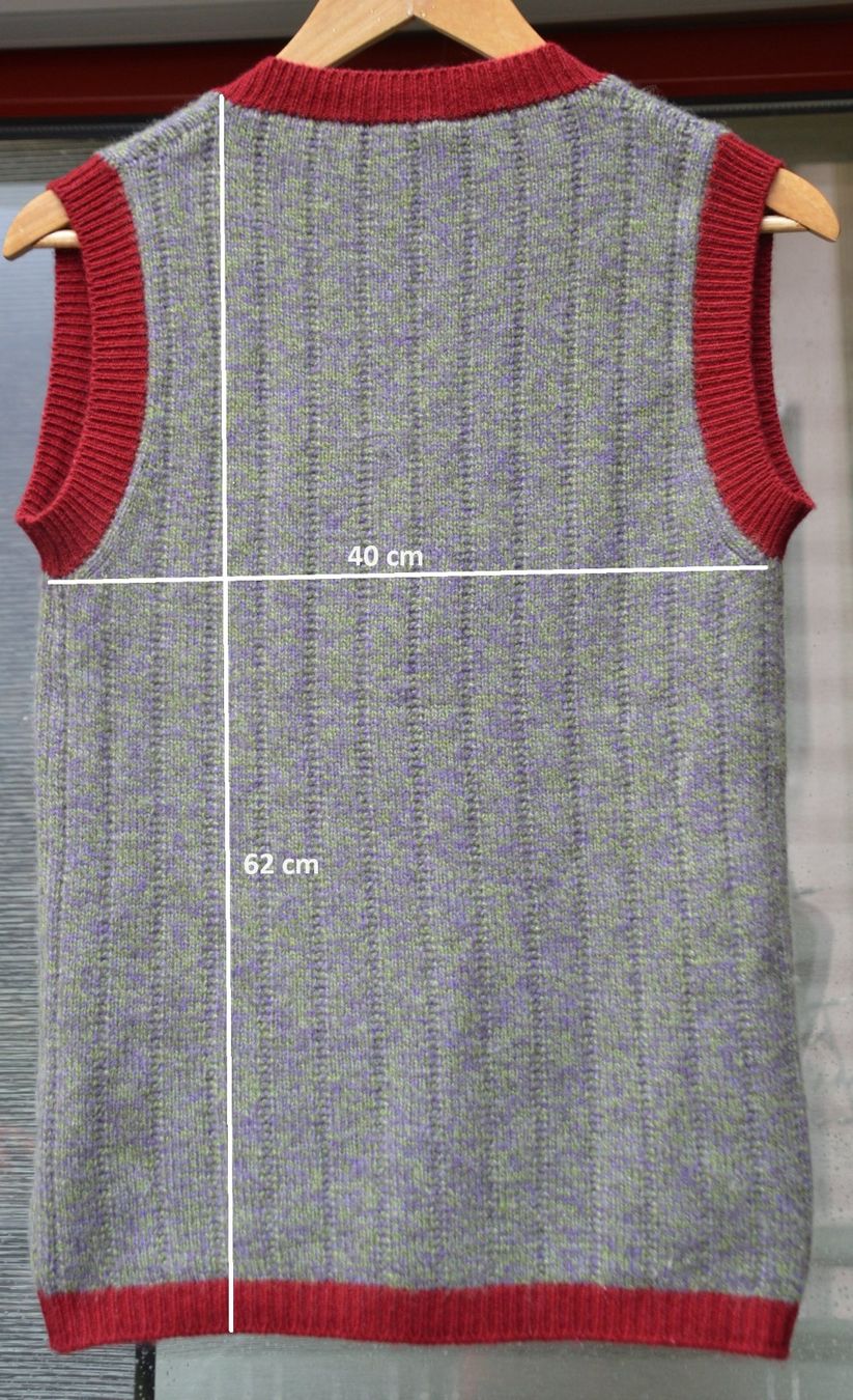 Chanel Gilet & Giacche senza maniche: Chanel Pullover  / pull 38 - 100 % Kaschmir / cachemire – Usato da Collonges venduto da Auganien 6