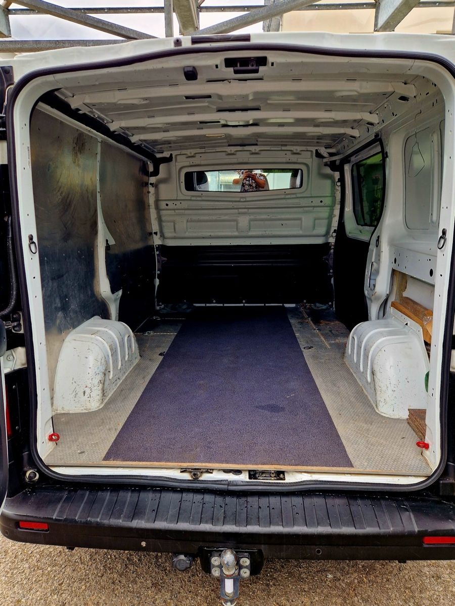 Renault Veicoli commerciali: Renault Trafic Kastenwagen – Usato da Wolfwil venduto da GRCO 4