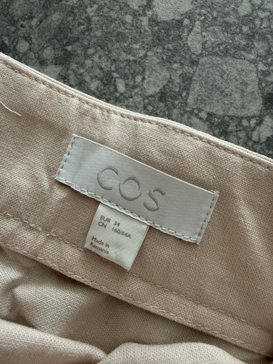 Cos Jupes: Rock COS rosé – D'occasion à Birmensdorf ZH par nin.am 1