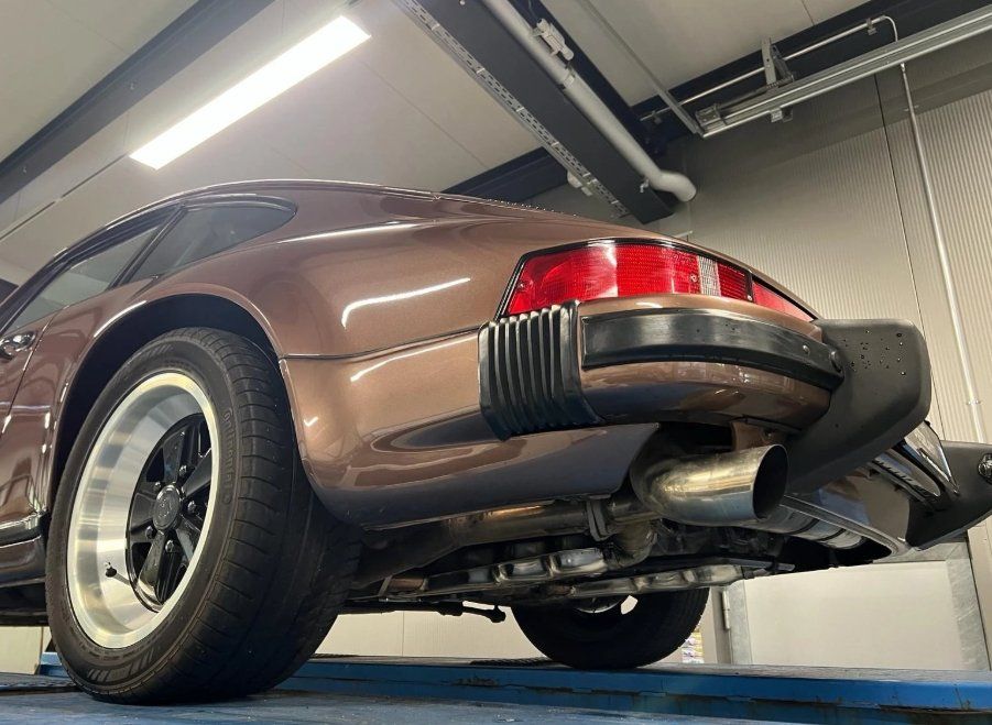 Porsche Automobili: Porsche 911 3.0 SC – Usato da Flühli LU venduto da Overland_Motors 5